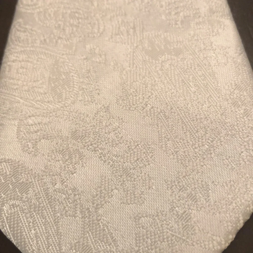 Tie 👔